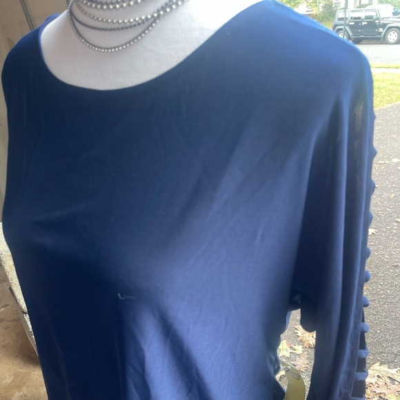 PerSeption Concept Blue Cut Out Sleeve Blouse - Picture 2 of 7